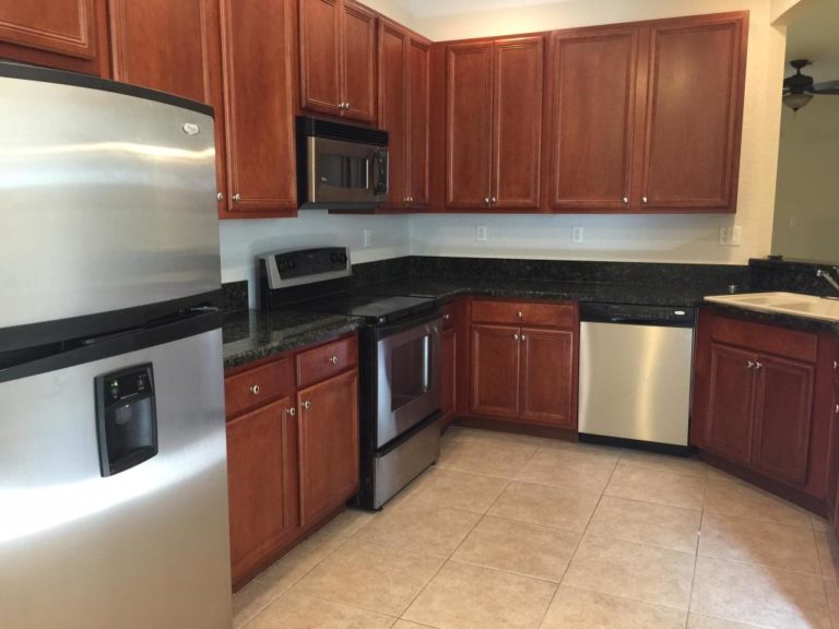 Lease 2100/mo 3 Bedroom Condo in The Legends, Palm Beach Gardens, FL Agent Ferguson